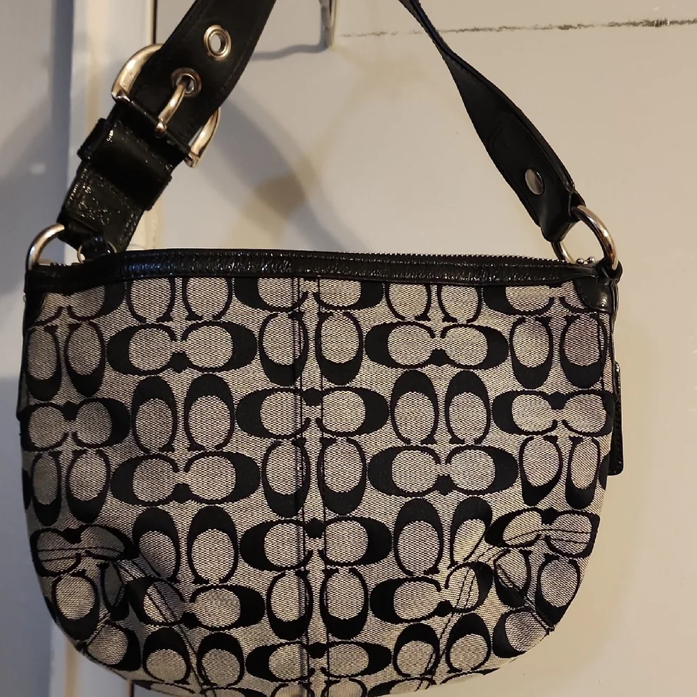 Coach Black and Gray Hobo Bag with Monogram Pattern - Picture 3 of 9